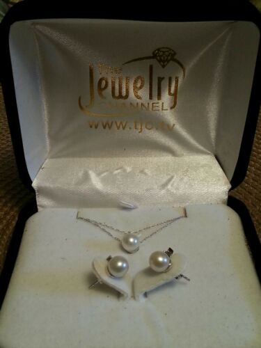 10K WHITE GOLD FRESHWATER PEARL SET EARRINGS &NECKLACE SET.PEARL 7-7.5 mm