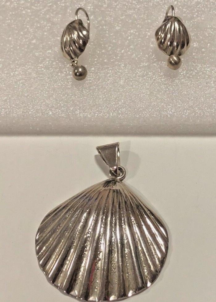 NWOT Lovely Sterling Silver 925 SEASHELL Pendant and Wire Earrings