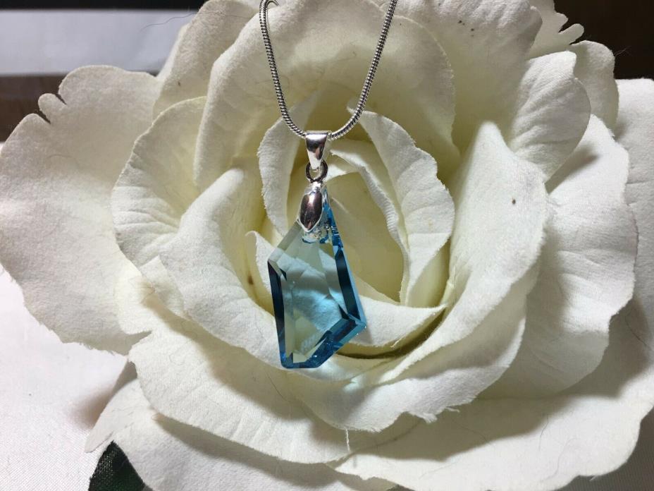 Swarovski Aquamarine Crystal Faceted De-Art Necklace