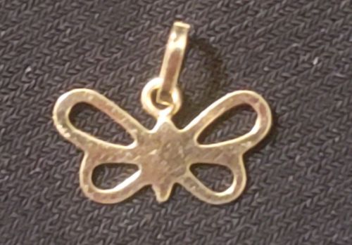 14k Solid Yellow Gold Butterfly Charm Pendant.