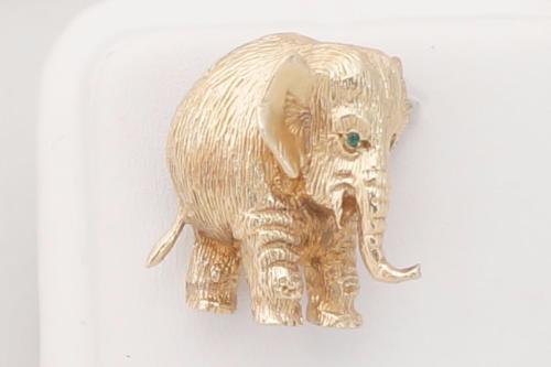 14K YELLOW GOLD ELEPHANT PIN WITH EMERALD EYES Z858