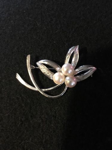 Vintage  Pearl Pin Brooch Rare - Silver stamped with 3  6mm Pearls  1 7/8” Wide