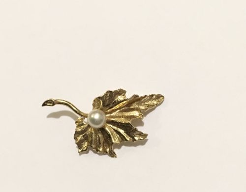 14K Yellow Gold Pearl Leaf Brooch Textured Flower Pin Vintage Jewelry 10 grams