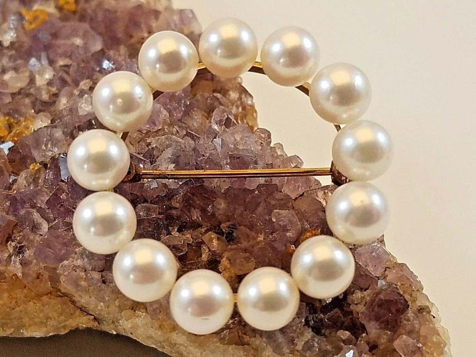 Vintage European 14K Yellow Gold 6mm Creamy Cultured Pearl Circle Pin Brooch