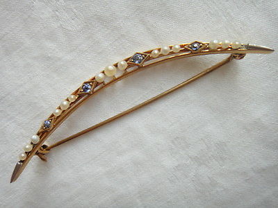 Beautiful 14K Gold Seed Pearl & Sapphire Gem Stones Crescent Moon Pin Brooch