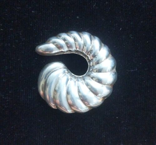 Vintage Sterling Silver Puffy Spiral Shell Brooch 925