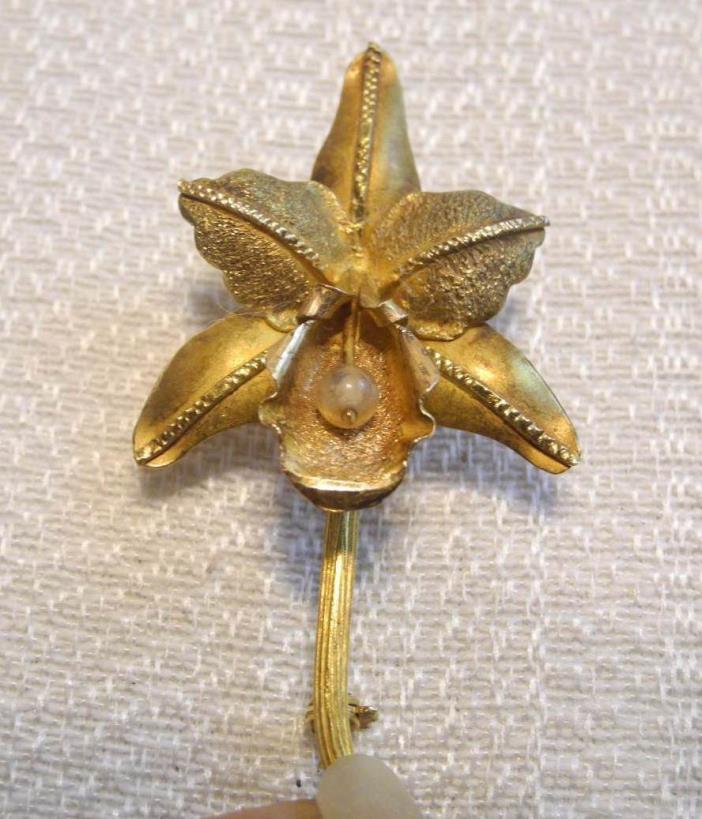 18k Yellow Gold Jewelry Flower Pin Brooch Etched Texture Pearl Accent