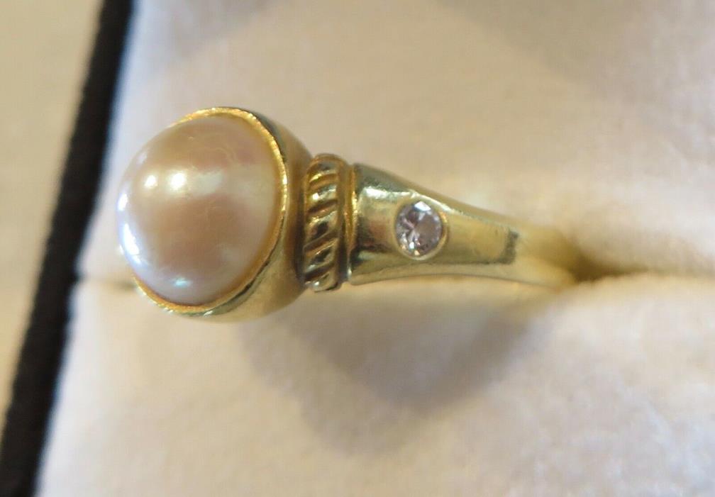 J.J. MARCO 18K GOLD PEARL & DIAMOND RING - SIZE 7.5