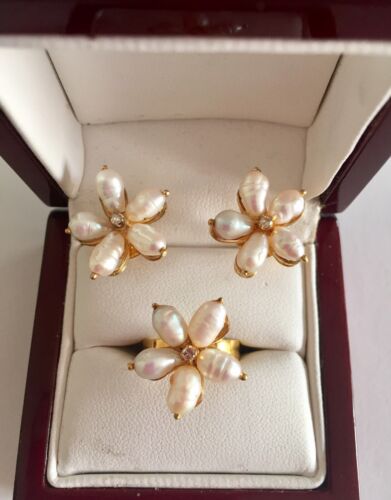 14k 14kt Yellow Gold Pearl Flower Set Of Earrings And Ring 13.2 Grams Size 6