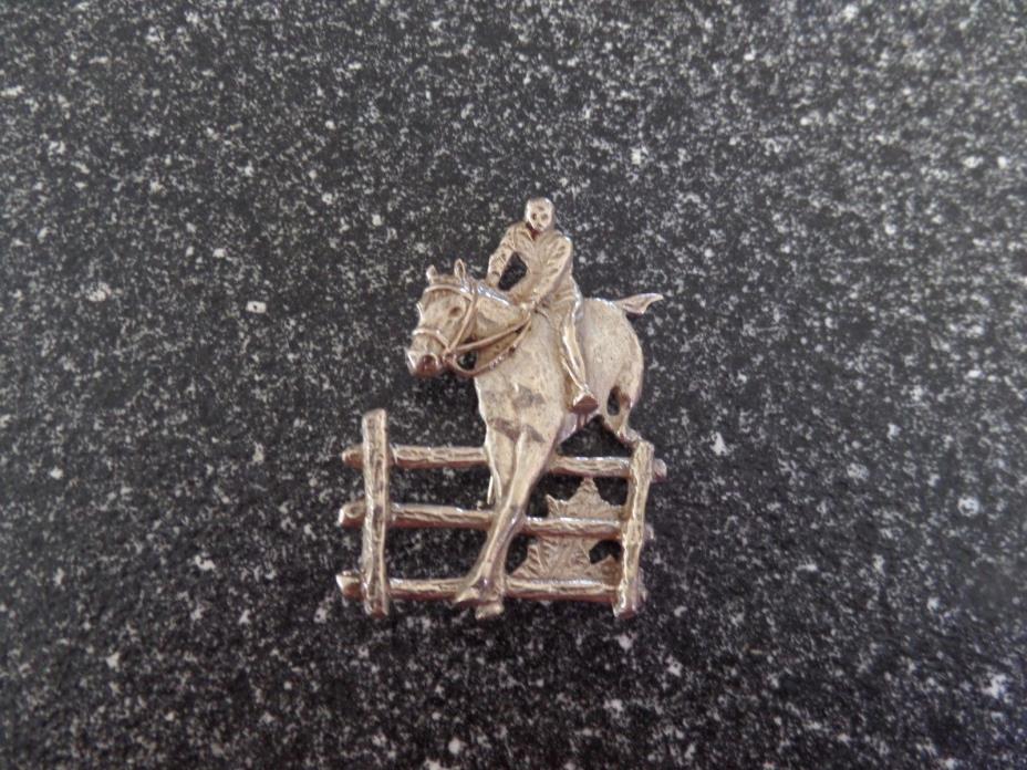 Vintage Sterling Silver Hunter Jumper Horse Brooch Pin