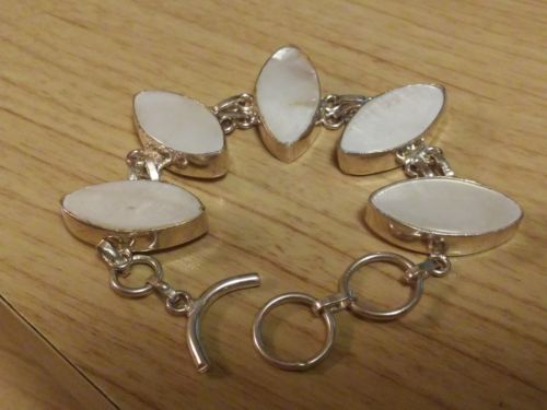 WHITE OVAL STONES STERLING SILVER 925 BRACELET TOGGLE CLASP