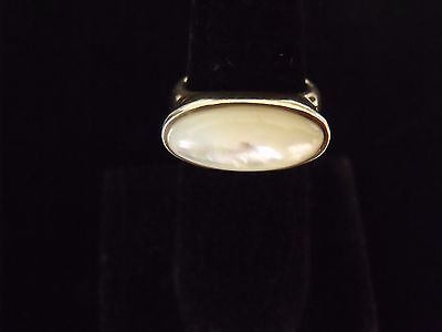 CUTE VINTAGE STERLING SILVER MOP MOTHER OF PEARL RING SIZE 5.5