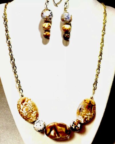 FIRE & ICE AGATE NECKLACE & EARRINGS GOLD CHAIN 22”  STRIKING COLOR