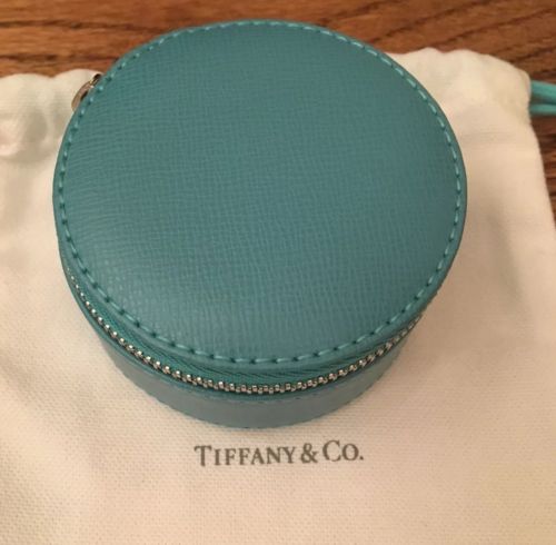 NEW ~ Authentic TIFFANY & CO ~ Leather Zip Jewelry Case
