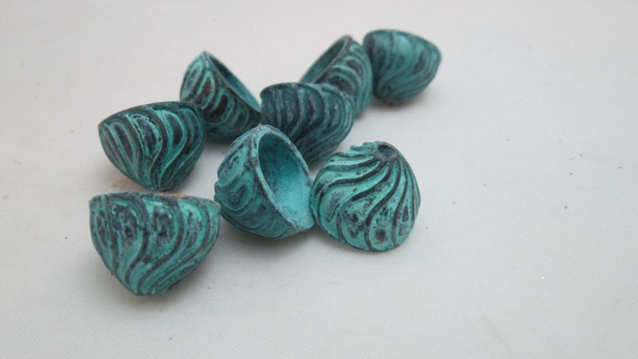 Traditions Exploer 8 antique Lt. Turquoise 12x16mm Decorative Solid Bead Caps