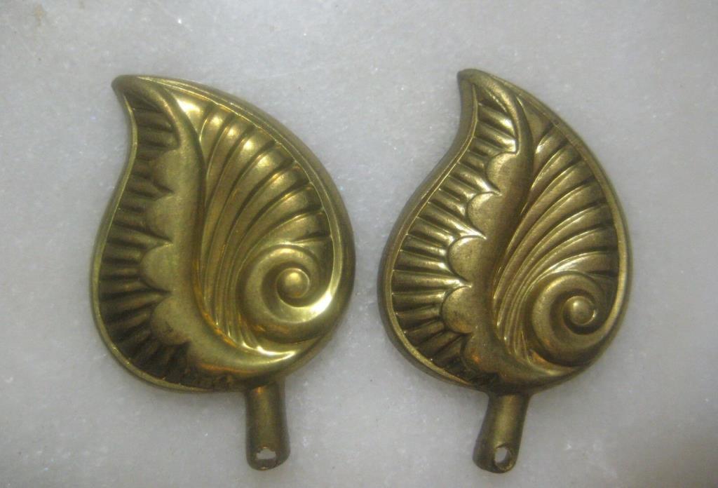 Vintage Art Deco Leaves, Stamped Brass Leaf Charms,Pendants or Drops, 1 pair