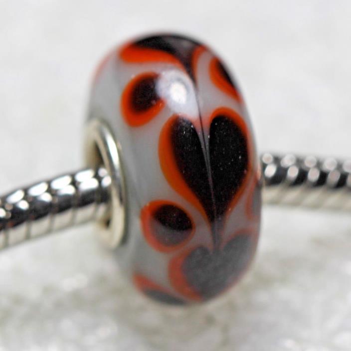 Single Core European Murano Style Glass Bead-