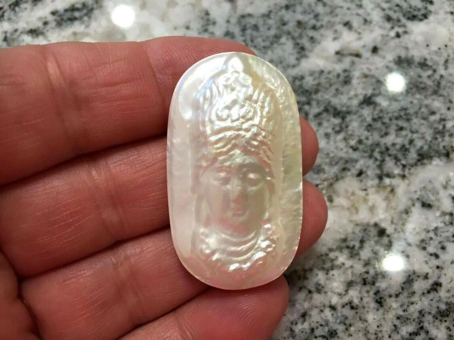 Mother of Pearl Quan Yin Focal Bead