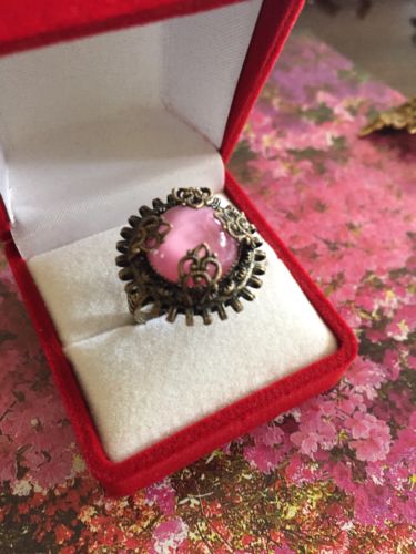 Vintage Pink Moonstone Filagree Ring Captivating!