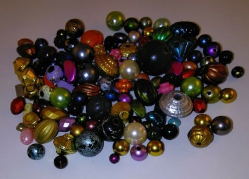 108 Mix Vintage Beads*Plastic*Assorted Colors