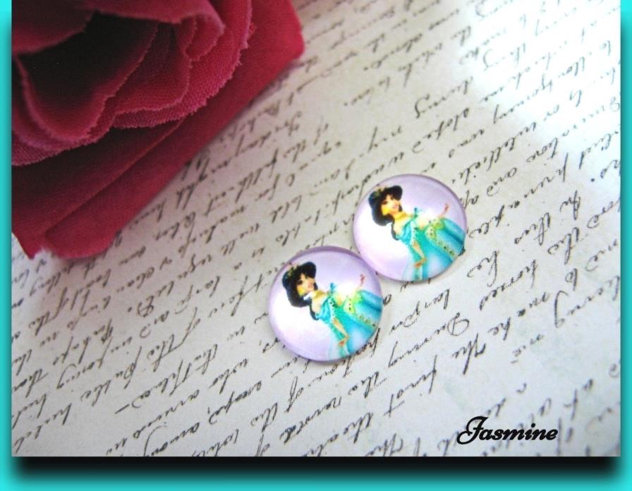 Disney Princess Earrings Post glass dome ALADDIN JASMINE pierced childrens green