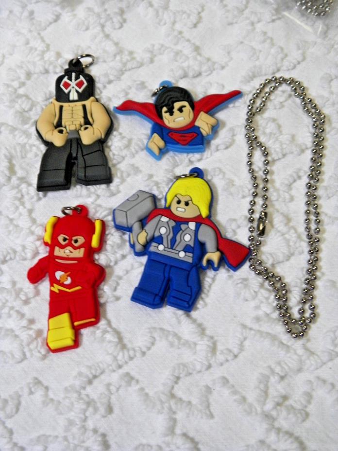 New Superman/ Friend 4 Pendant With 18