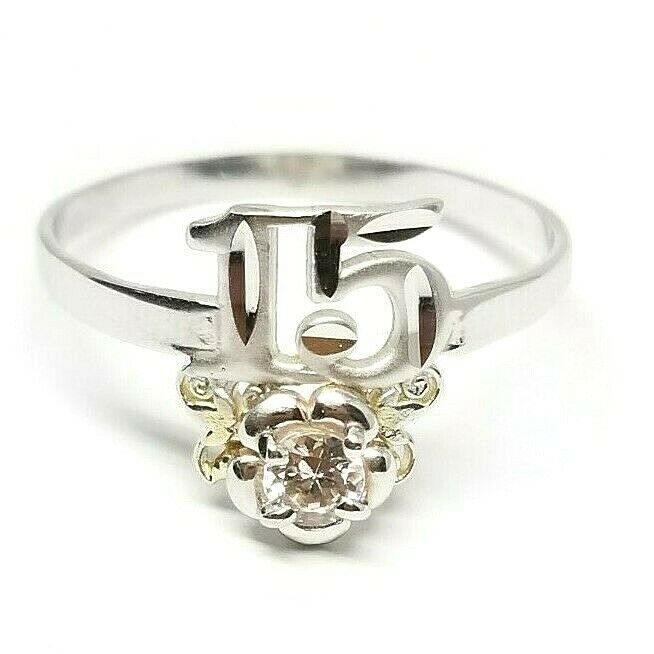 Beautiful 14K White Gold Quinceañera Ring With CZ Stone. Size 7.5
