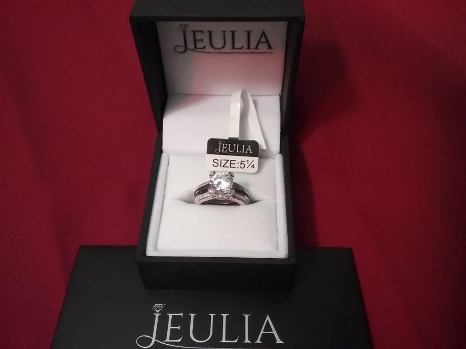 Jeulia Interchangeable Round Cut White Sapphire Wedding Ring Sterling Silver