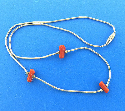Vintage Southwestern Red Coral Necklace Liquid Silver 15.75 in