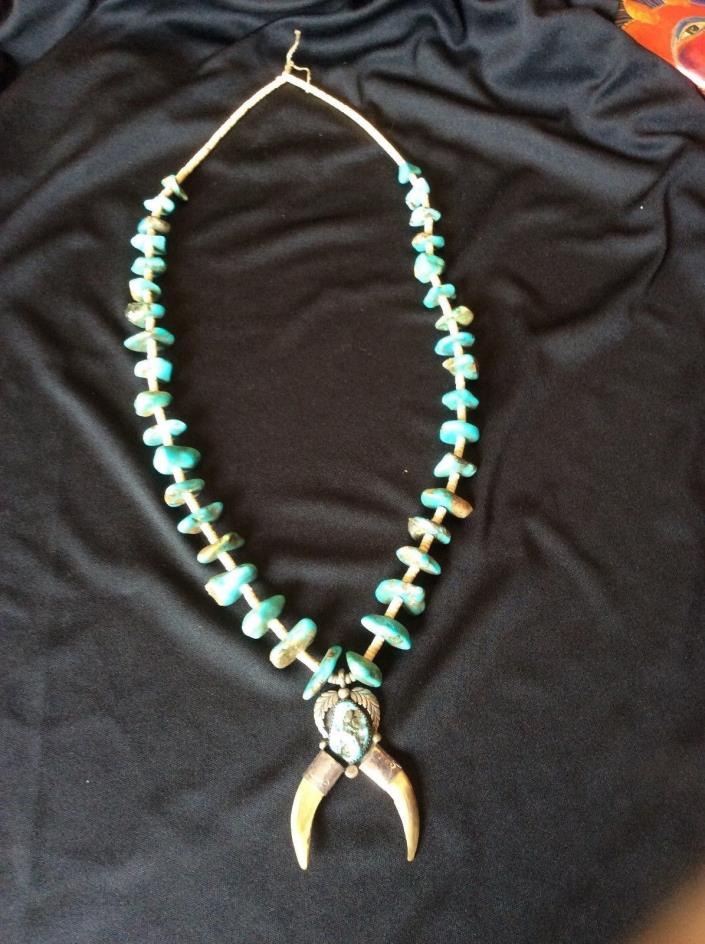 Navajo Bisbee Turquoise ~ Silver ~ Wolf Claw Necklace