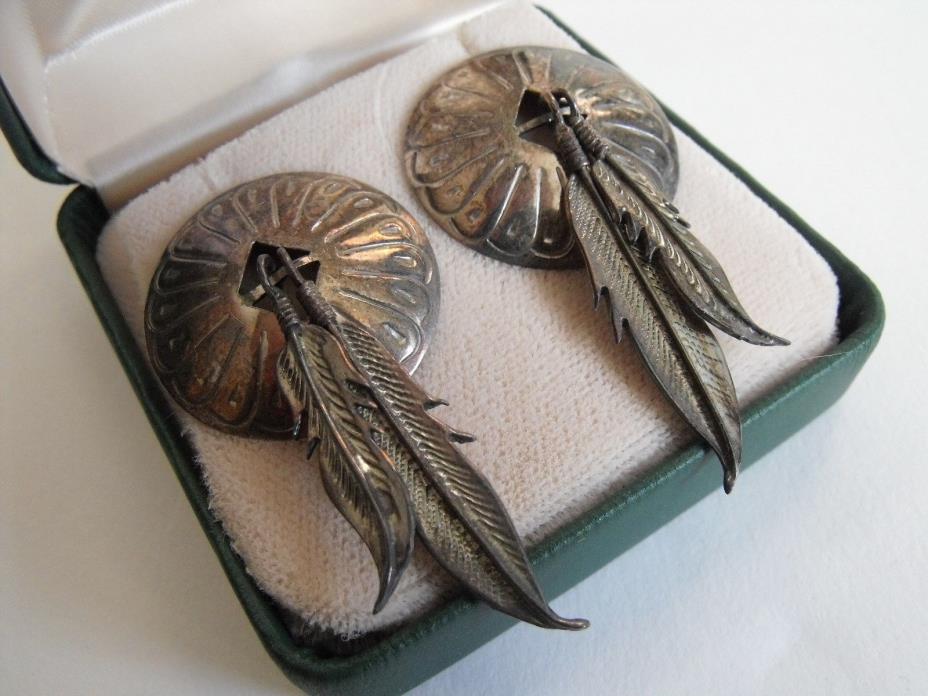 Southwestern Style Feather Earrings ... Marshall Fields!!