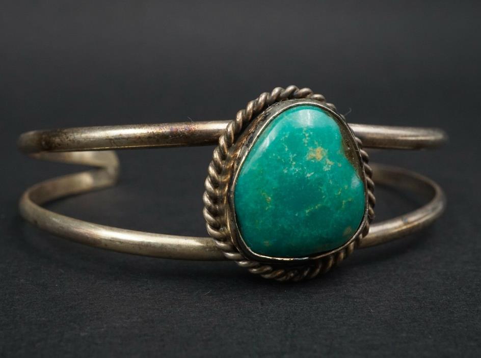 Vintage Sterling Silver Southwestern Natural Turquoise Cuff Bracelet 6