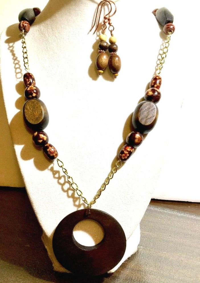 NECKLACE SET Wood Necklace LIGHT WEIGHT With Chain Plus Earrings