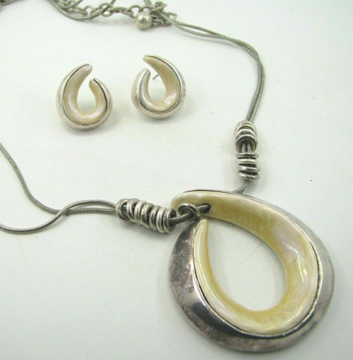CHICO'S Silver OMEGA CHAIN Necklace Earrings Set  CREAM PEARL ENAMEL MODERNIST