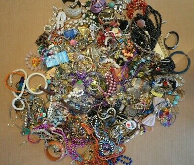 10lb Lot of Costume Jewelry Watches Buttons Necklaces Bracelets Earrings Pins