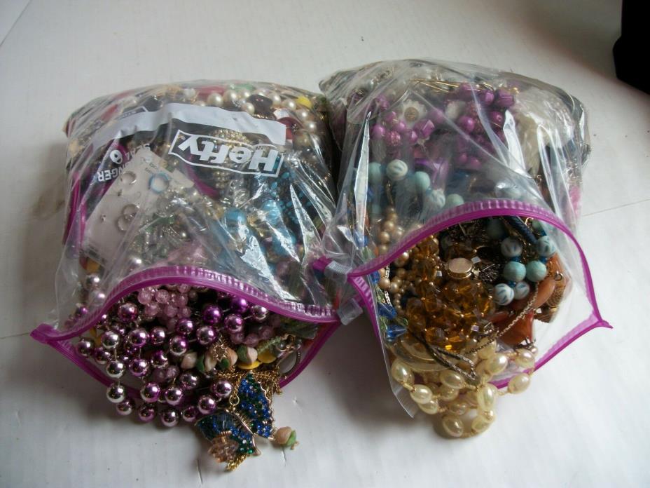 Huge Lot Junk Broken Tangled Costume Jewelry Arts Crafts Parts Beads 16 1/2 lbs!