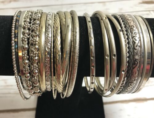 Mixed Lot of various Gold/Silver/base metal tone Bracelet Jewelry Bangles