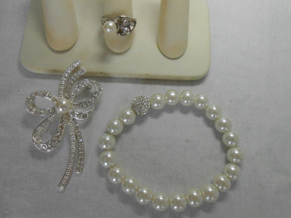 Bow Pin Rhinestones & Center Faux Pearl Stretch Faux Pearl Bracelet & Ring lot