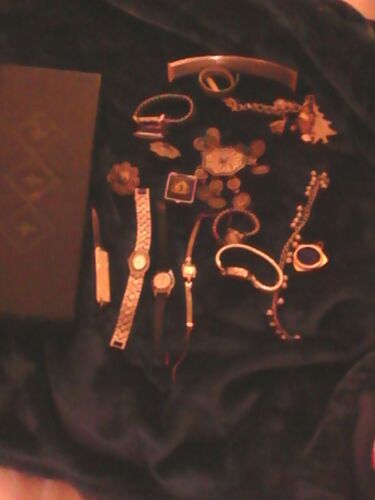 MISC ANTIQUE JEWELRY LOT AND BOX