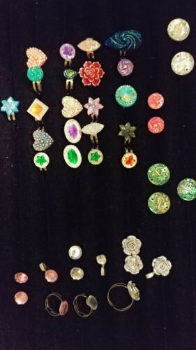HUGE LOT OF 35 NEW ARORA BOREALIS NEW RINGS FOR CHILDREN OR ADULTS - #AZ18