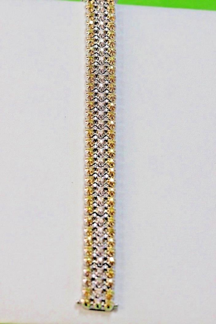 Beautiful 14 K white gold tennis bracelet