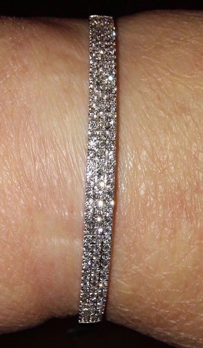 1CTTW 14KT WHITE GOLD DIAMOND BANGLE BRACELET