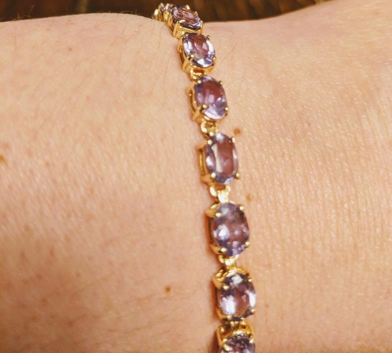 20 Oval Amethyst 14K Yellow Gold  7” Tennis Bracelet, 8g total weight w/stones