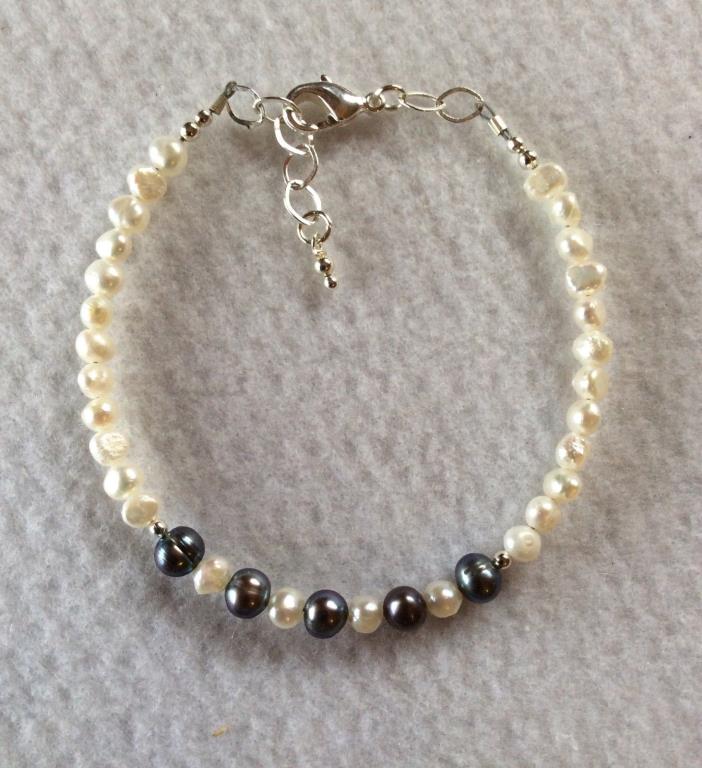 South Seas gray and white pearl bracelet with Sterling silver