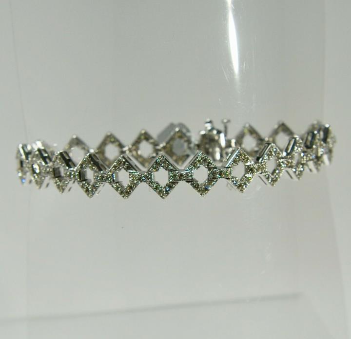 14 Karat Solid Gold , 3 carat Natural DIAMOND link bracelet art deco square