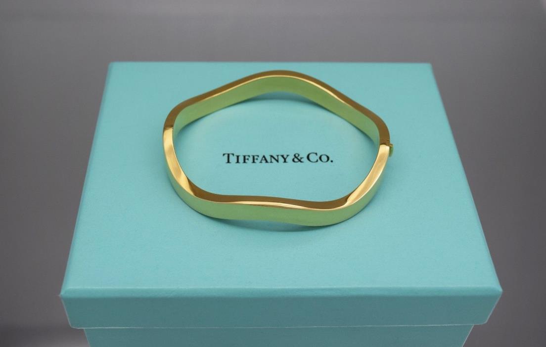 Tiffany & Co. 18k Gold Wave Bangle Bracelet Size Medium 7.5