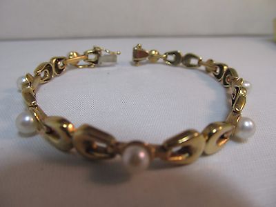 14K Solid Gold, Pearl Bracelet.   7