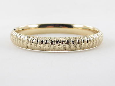 10k Yellow Gold Bangle Bracelet 7 3/4