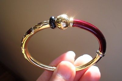 BEAUTIFUL!!! 18K YELLOW GOLD Red and Black Enamel Bangle Bracelet, 14.26 grams