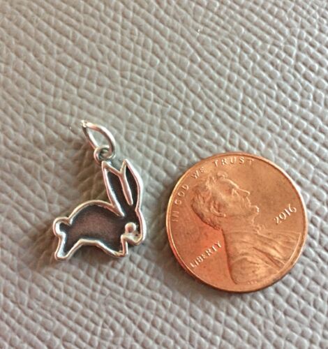 JAMES AVERY, BUNNY SILHOUETTE CHARM RETIRED OLD CHARM